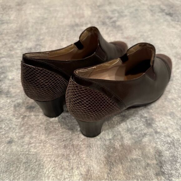 NEW Mark Lemp Classics Brown Leather Pumps/Heels 9.5M Women’s - Picture 3 of 13